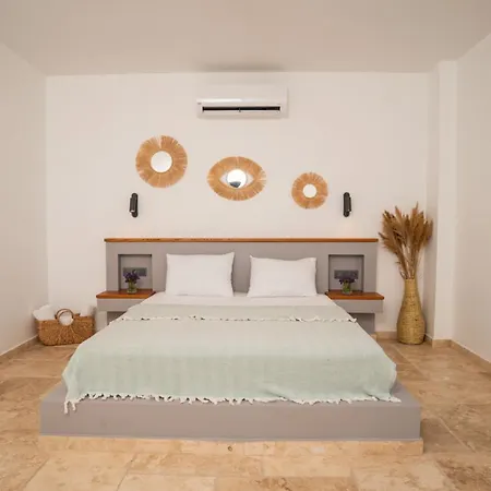 Molino Bed and Breakfast *